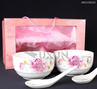 餐具厂家批发 碗勺礼品 陶瓷餐具套装 婚庆骨瓷碗日用百货批